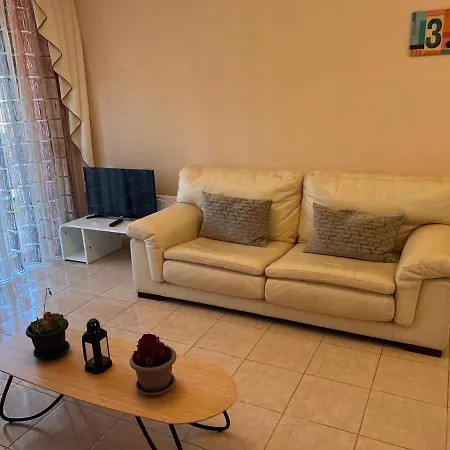 Olivia Sunset Blanco Appartement *